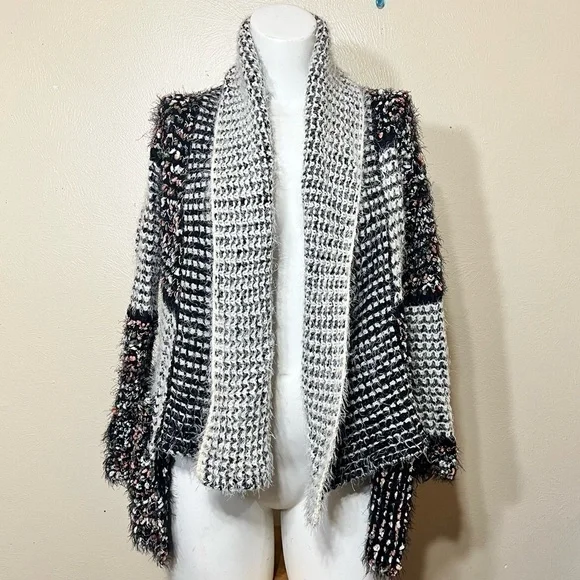 Anthropologie brand LA FEE VERTE PETITES Cardigan So soft Acrylic blend XS EUC - Picture 5 of 15